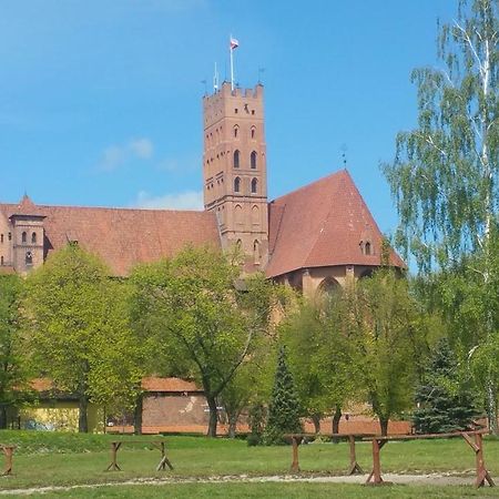 Noclegi Stare Miasto Malbork Exterior photo