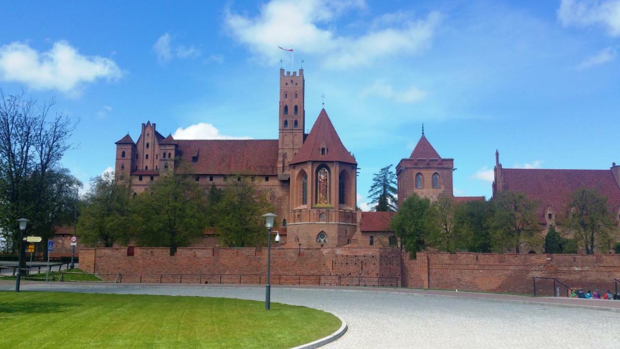 Noclegi Stare Miasto Malbork Exterior photo